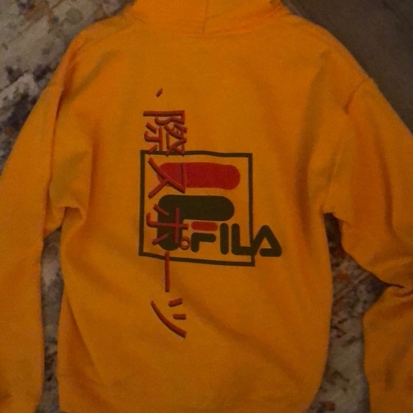 Super cute Fila hoodie!! - Picture 3 of 4